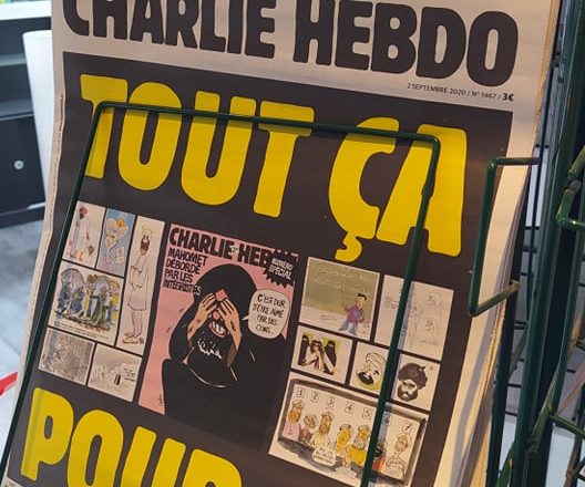 Com 14 réus, julgamento do atentado ao Charlie Hebdo começa hoje em Paris