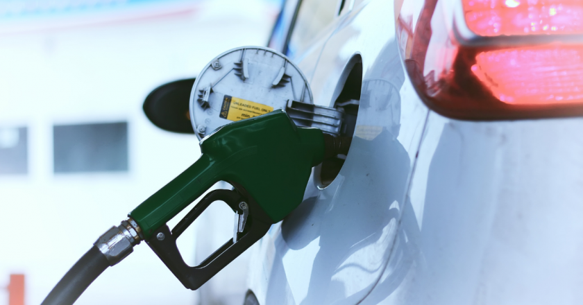 Portugal cria programa que dá até € 5 de desconto por mês em gasolina