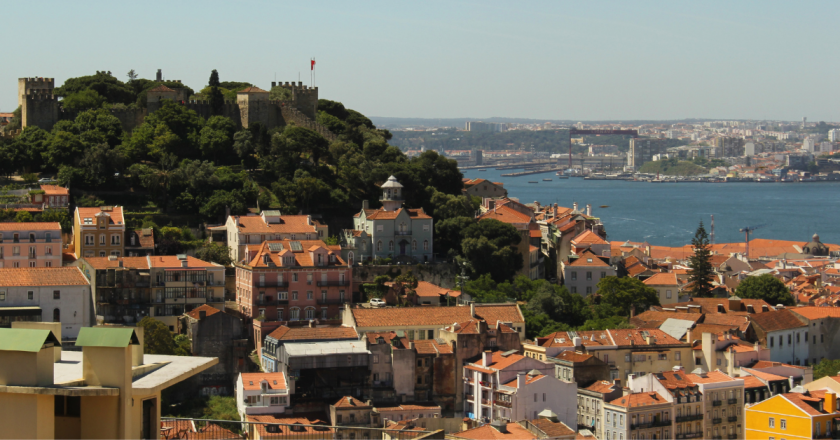 Portugal convoca 17 mil imigrantes para entrevista de legalização no país