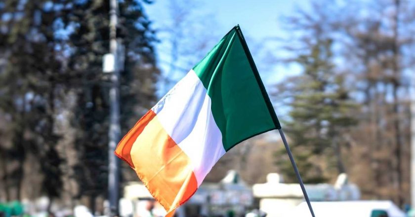 Irlanda cria feriado em memória às vítimas da pandemia de Covid-19 no país