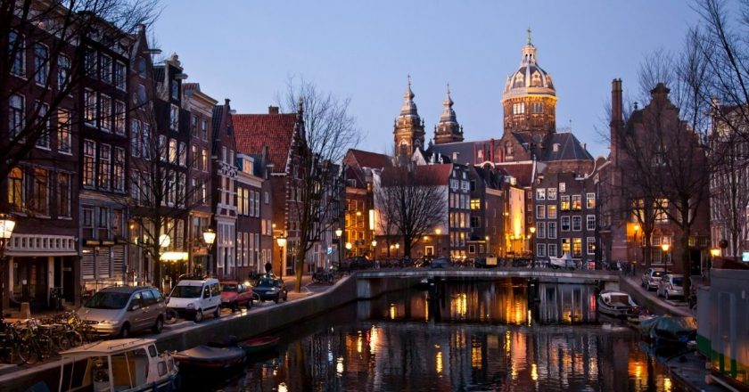 Holanda deixa de exigir Certificado Covid-19 para viajantes da União Europeia