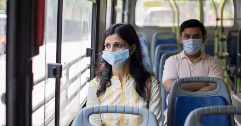Itália mantém exigência de máscaras no transporte público até setembro